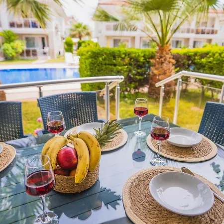 Sunset Club Aqua Lettings 3*