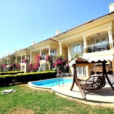 Sunset Club Aqua Lettings 3* フェティエ