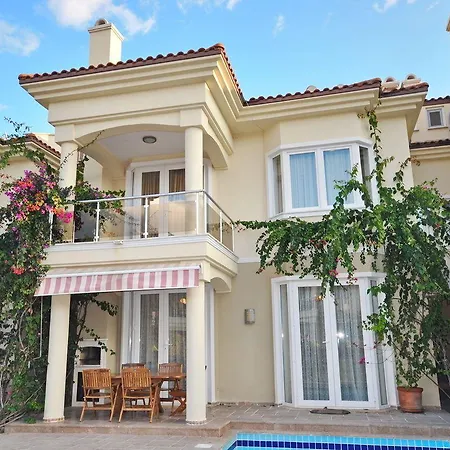 מלון דירות Sunset Club Aqua Lettings