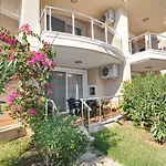Sunset Club Aqua Lettings 3* フェティエ