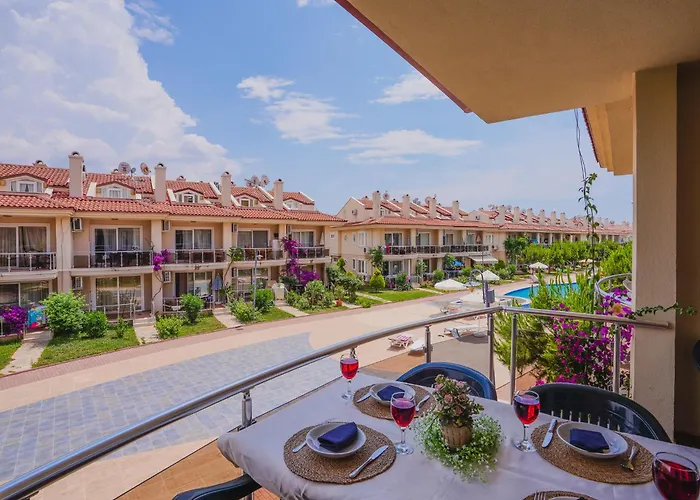 Sunset Club Aqua Lettings 3*