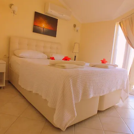 Sunset Club Aqua Lettings