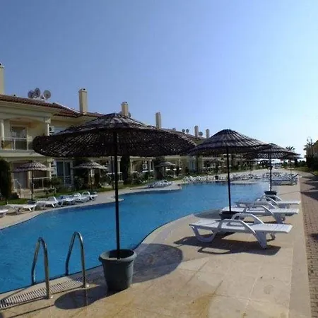 Sunset Club Aqua Lettings Aparthotel 3*