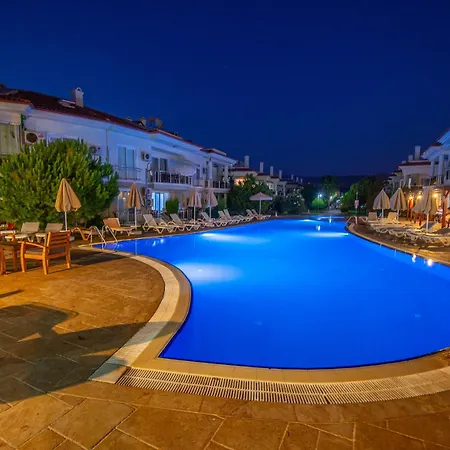 아파트호텔 Sunset Club Aqua Lettings 3*