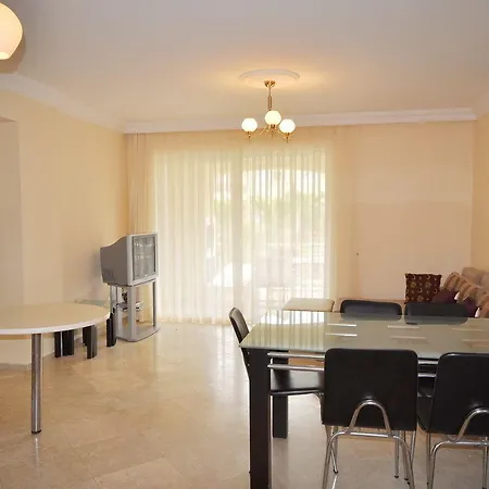 Sunset Club Aqua Lettings Apartahotel