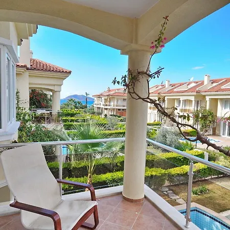 Sunset Club Aqua Lettings 아파트호텔