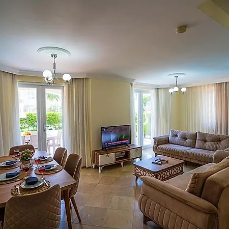 Sunset Club Aqua Lettings شقة فندقية 3*