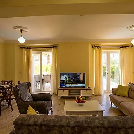 شقة فندقية Sunset Club Aqua Lettings 3*