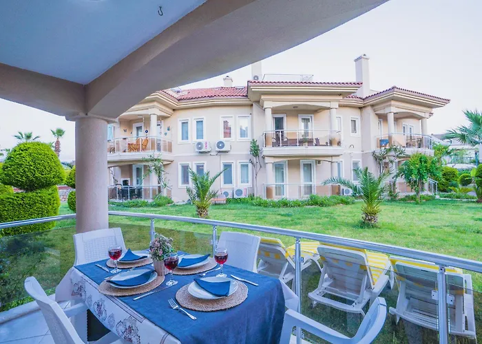 Апарт-отель Sunset Club Aqua Lettings