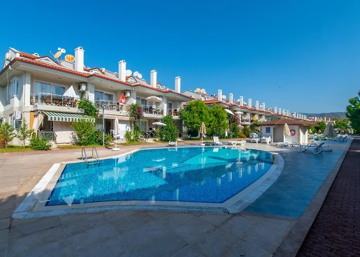 Sunset Club Aqua Lettings 3*