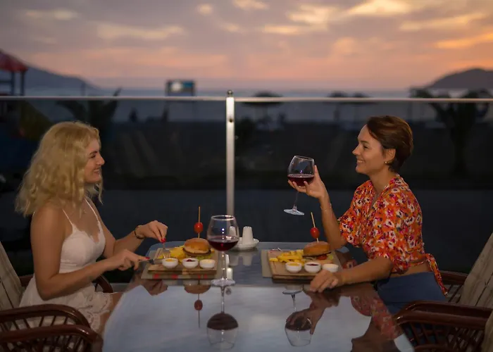 Sunset Club Aqua Lettings Apart-hotel