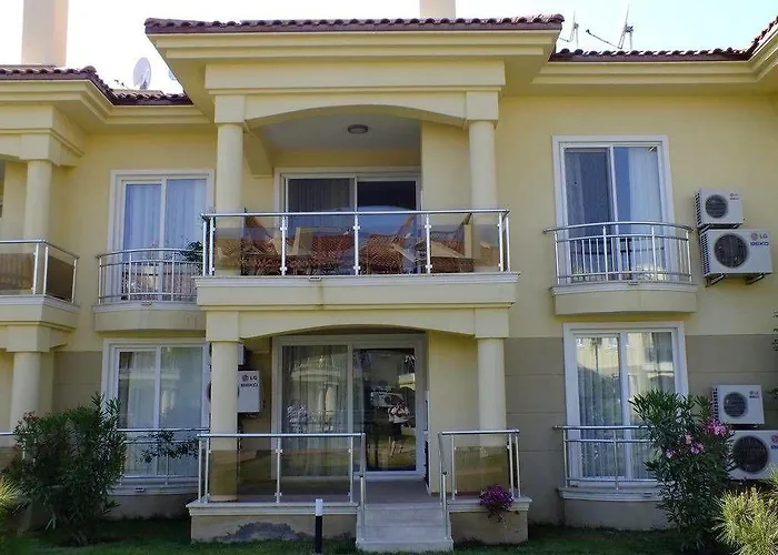 Sunset Club Aqua Lettings Hotel de apartamente