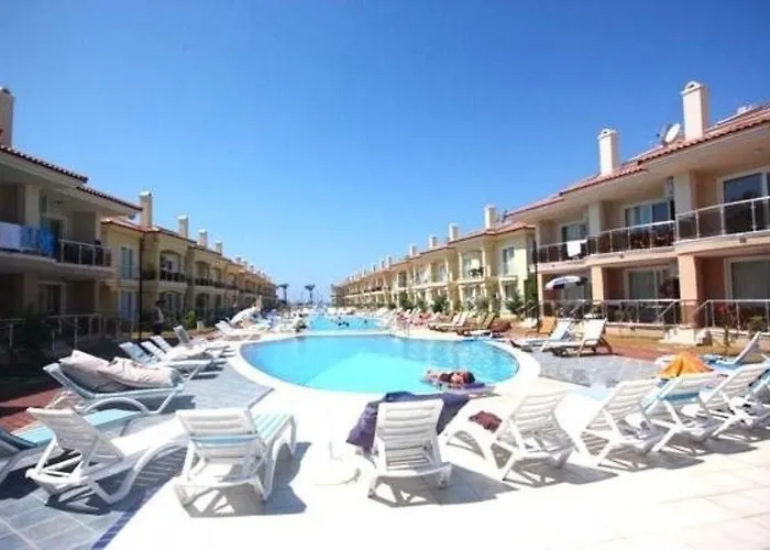 Sunset Club Aqua Lettings Aparthotel 3*