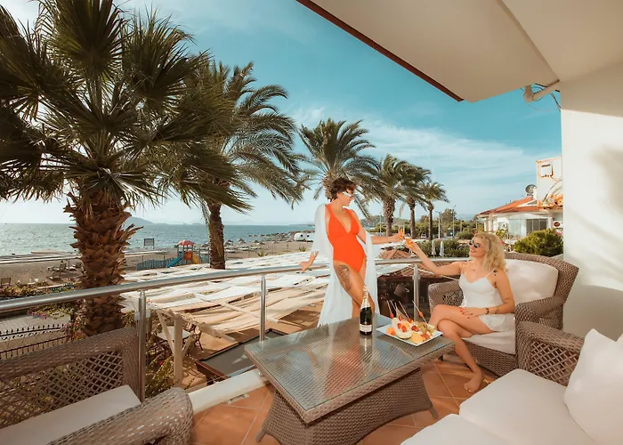 Sunset Club Aqua Lettings 3* Fethiye