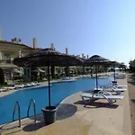 Sunset Club Aqua Lettings 아파트호텔 3*