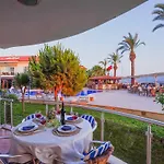 Sunset Club Aqua Lettings 아파트호텔